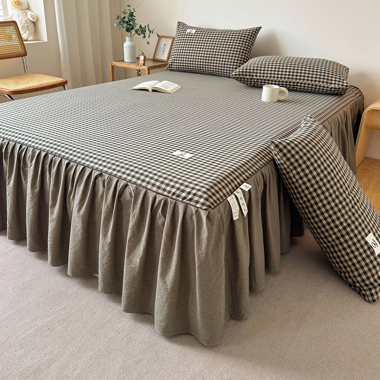 91家纺网 家纺一手货源 找家纺 笠裙家纺2025新款色织全棉床裙床罩 水洗棉 芸素绿