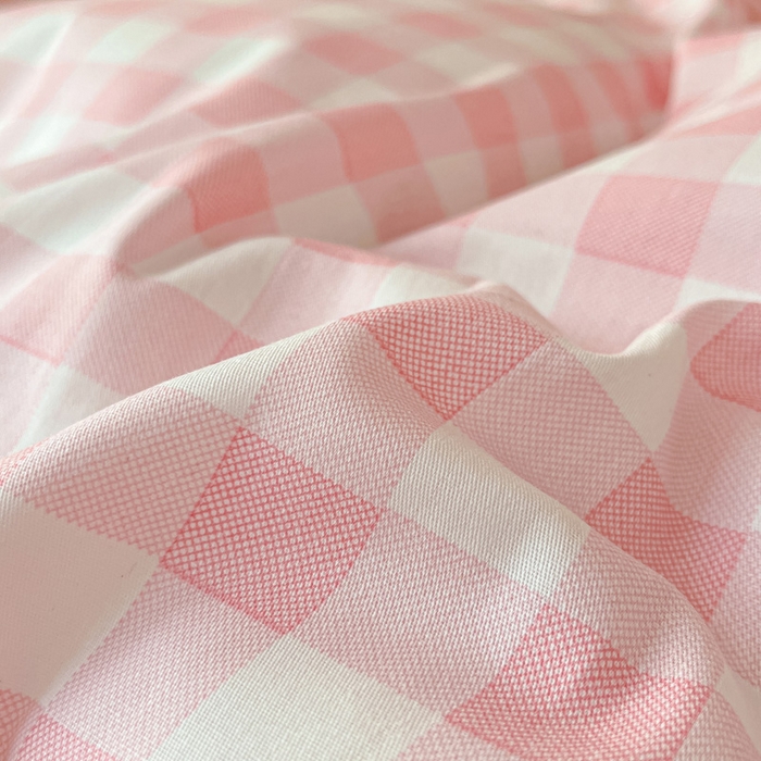 91家纺网 家纺一手货源 找家纺 雅居纺家纺 2025新款全棉纯棉印花系列学生宿舍三四件套上下铺三件套 粉格子蝴蝶结