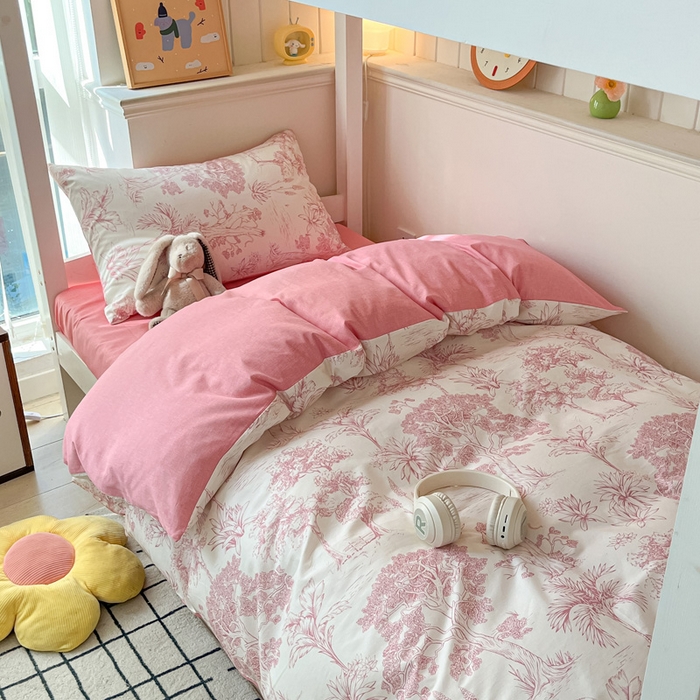91家纺网 家纺一手货源 找家纺 雅居纺家纺 2025新款全棉纯棉印花系列学生宿舍三四件套上下铺三件套 粉色花园