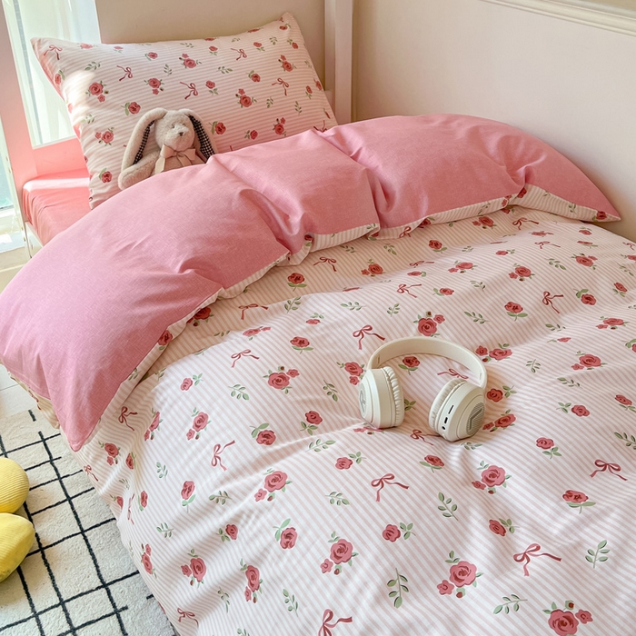 91家纺网 家纺一手货源 找家纺 雅居纺家纺 2025新款全棉纯棉印花系列学生宿舍三四件套上下铺三件套 粉色浪漫