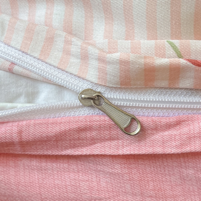 91家纺网 家纺一手货源 找家纺 雅居纺家纺 2025新款全棉纯棉印花系列学生宿舍三四件套上下铺三件套 粉色浪漫