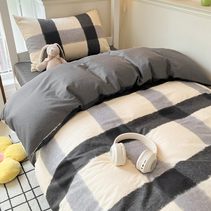 91家纺网 家纺一手货源 找家纺 雅居纺家纺 2025新款全棉纯棉印花系列学生宿舍三四件套上下铺三件套 复古格子灰