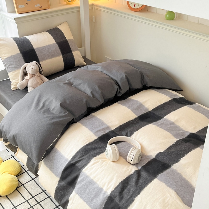 91家纺网 家纺一手货源 找家纺 雅居纺家纺 2025新款全棉纯棉印花系列学生宿舍三四件套上下铺三件套 复古格子灰