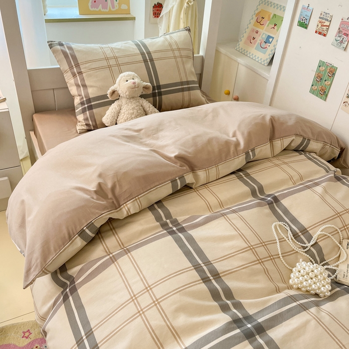 91家纺网 家纺一手货源 找家纺 雅居纺家纺 2025新款全棉纯棉印花系列学生宿舍三四件套上下铺三件套 复古卡其格