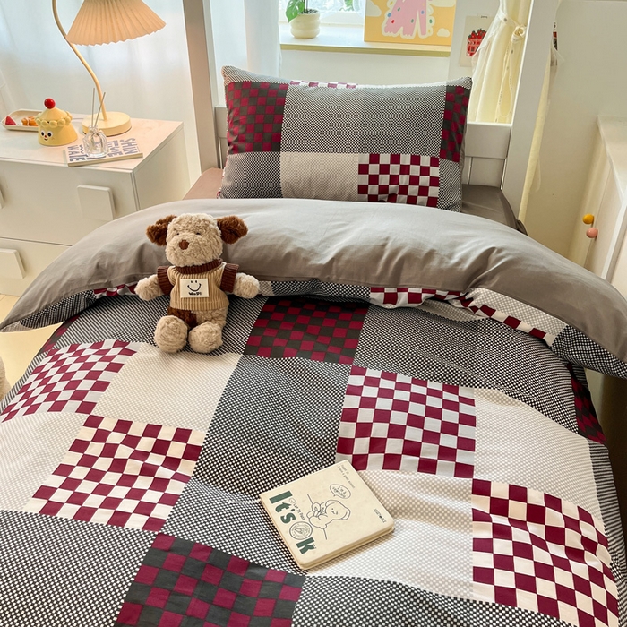 91家纺网 家纺一手货源 找家纺 雅居纺家纺 2025新款全棉纯棉印花系列学生宿舍三四件套上下铺三件套 红灰格