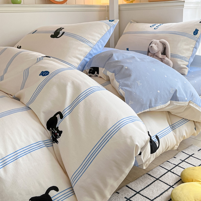 91家纺网 家纺一手货源 找家纺 雅居纺家纺 2025新款全棉纯棉印花系列学生宿舍三四件套上下铺三件套 可爱小猫