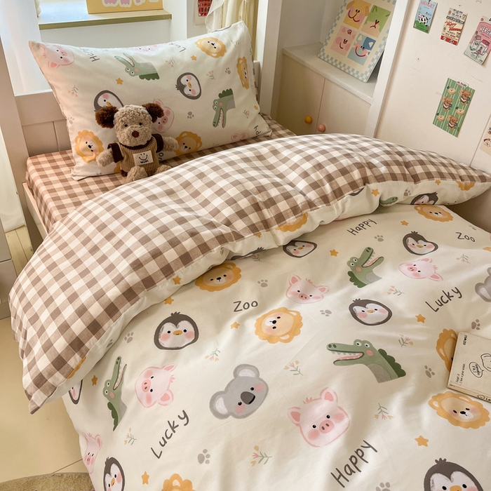 91家纺网 家纺一手货源 找家纺 雅居纺家纺 2025新款全棉纯棉印花系列学生宿舍三四件套上下铺三件套 乐园