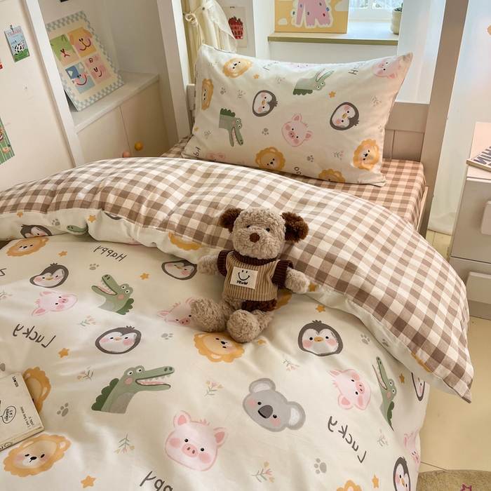 91家纺网 家纺一手货源 找家纺 雅居纺家纺 2025新款全棉纯棉印花系列学生宿舍三四件套上下铺三件套 乐园