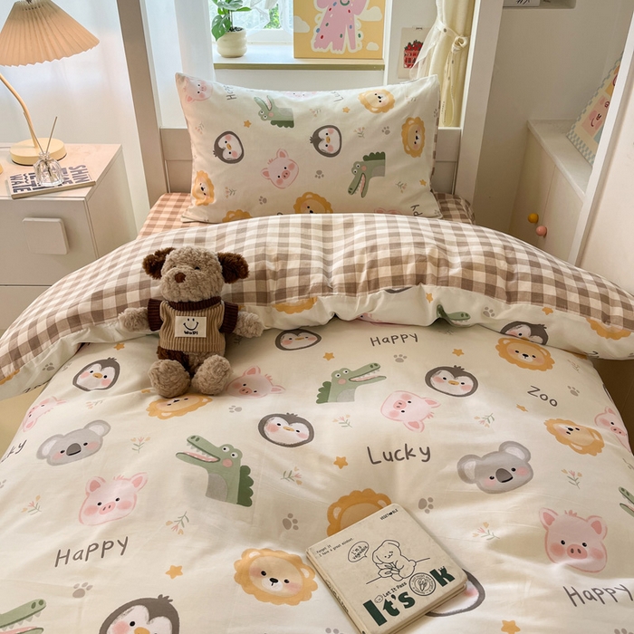 91家纺网 家纺一手货源 找家纺 雅居纺家纺 2025新款全棉纯棉印花系列学生宿舍三四件套上下铺三件套 乐园