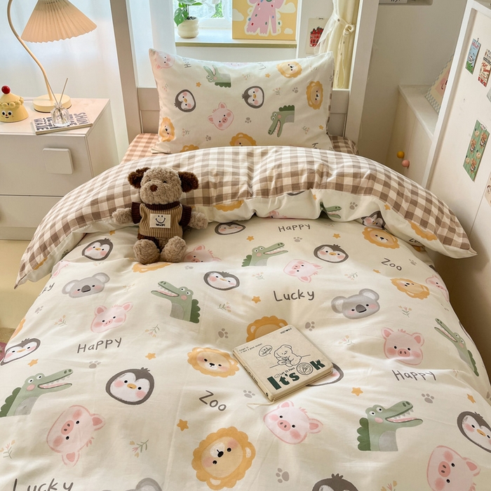 91家纺网 家纺一手货源 找家纺 雅居纺家纺 2025新款全棉纯棉印花系列学生宿舍三四件套上下铺三件套 乐园