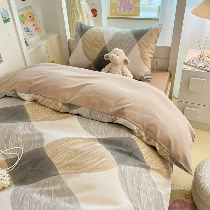 91家纺网 家纺一手货源 找家纺 雅居纺家纺 2025新款全棉纯棉印花系列学生宿舍三四件套上下铺三件套 菱形卡其