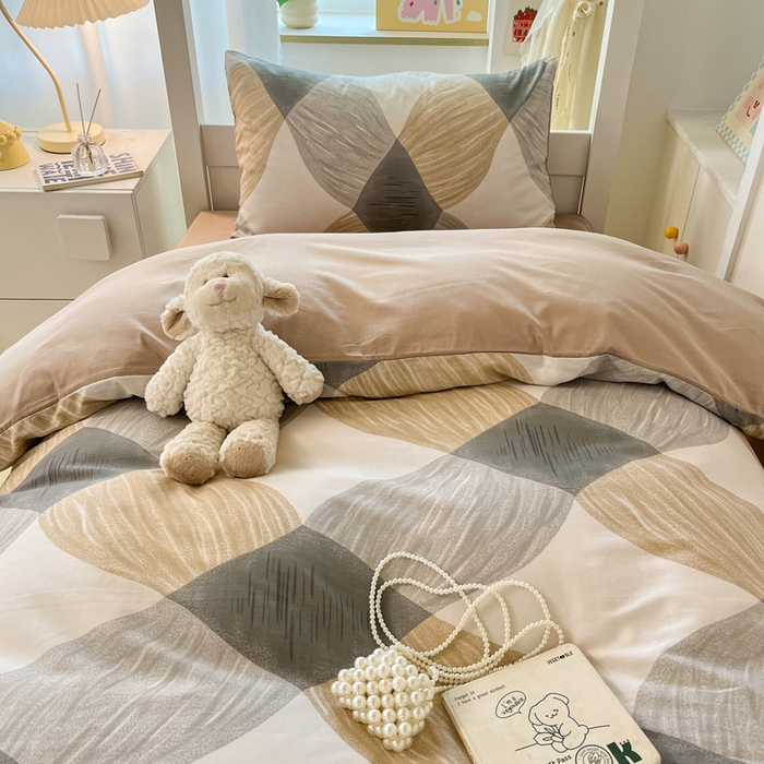 91家纺网 家纺一手货源 找家纺 雅居纺家纺 2025新款全棉纯棉印花系列学生宿舍三四件套上下铺三件套 菱形卡其