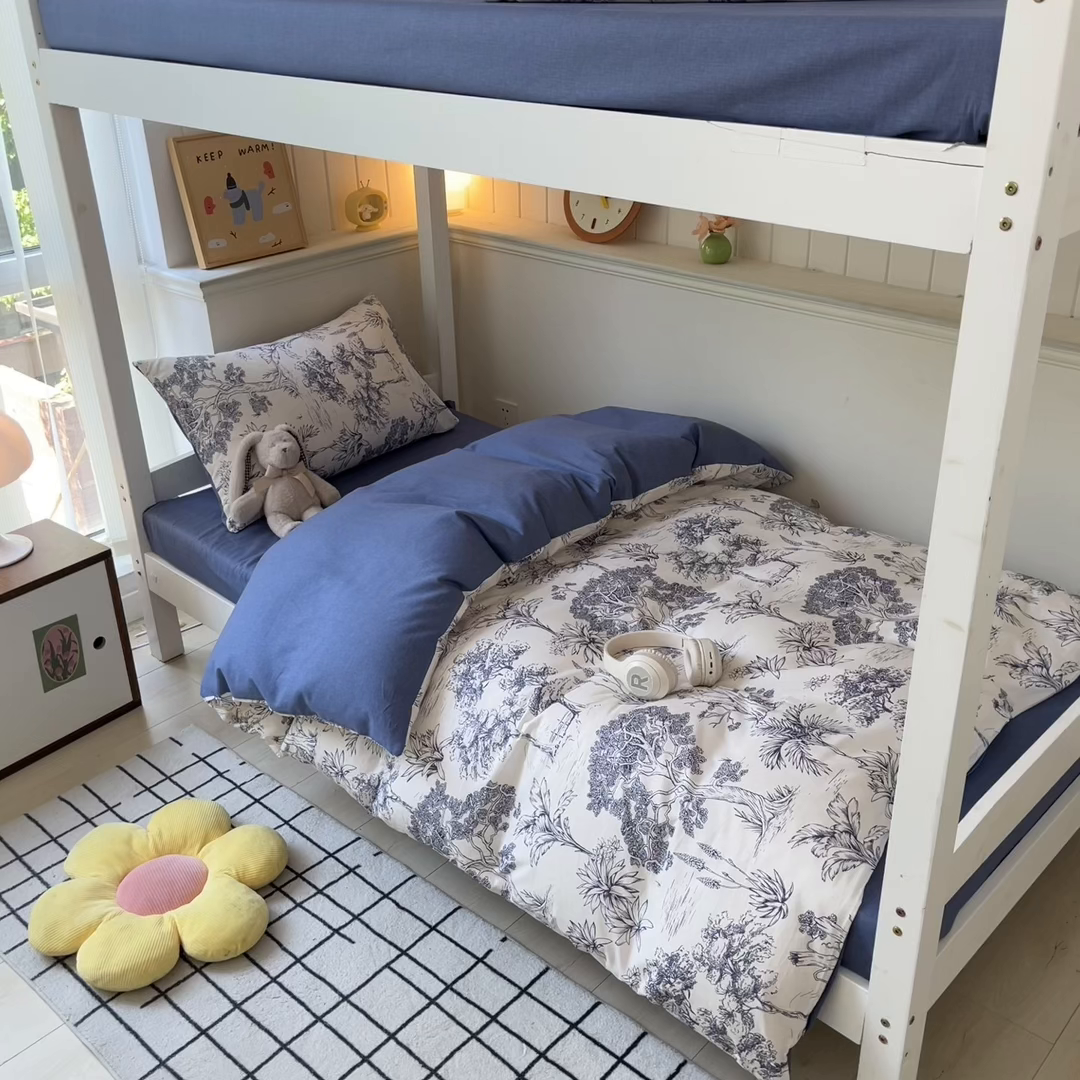 91家纺网 家纺一手货源 找家纺 雅居纺家纺 2025新款全棉纯棉印花系列学生宿舍三四件套上下铺三件套 妙语花香