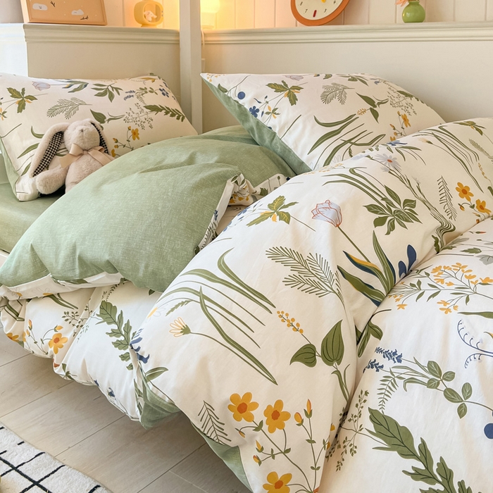 91家纺网 家纺一手货源 找家纺 雅居纺家纺 2025新款全棉纯棉印花系列学生宿舍三四件套上下铺三件套 森林日记