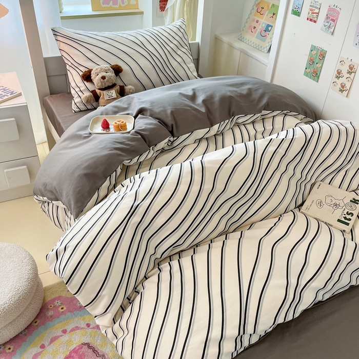 91家纺网 家纺一手货源 找家纺 雅居纺家纺 2025新款全棉纯棉印花系列学生宿舍三四件套上下铺三件套 斜纹波条