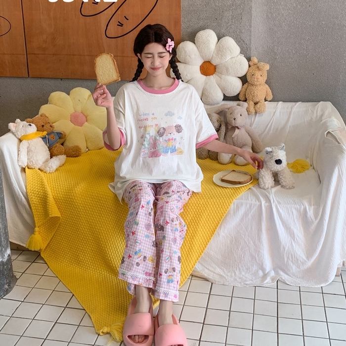 91家纺网 家纺一手货源 找家纺 （总）妍景家居生活馆 2025新款纯棉短袖长裤春野森会粉家居套装