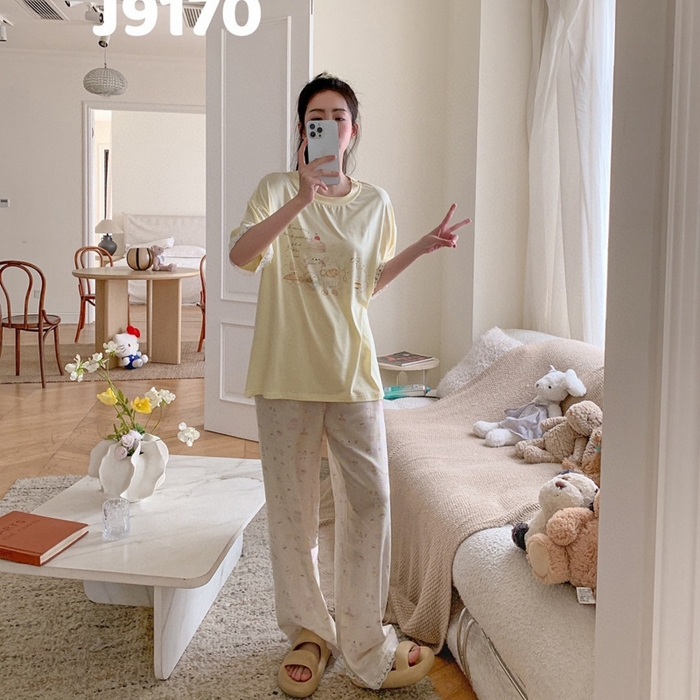 91家纺网 家纺一手货源 找家纺 妍景家居生活馆 2025新款莫代尔短袖长裤春意梦语家居套装 9170-春意梦语黄