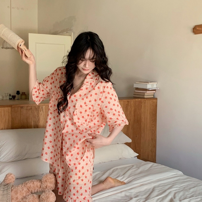 91家纺网 家纺一手货源 找家纺 妍景家居生活馆 2025新款韩系25690碎花款家居套装 韩系25690碎花款-草莓