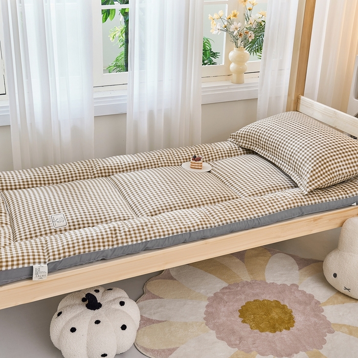 91家纺网 家纺一手货源 找家纺  默忆2025新款水洗棉新疆棉花立体抗菌床垫【抽绳袋包装】 咖啡格