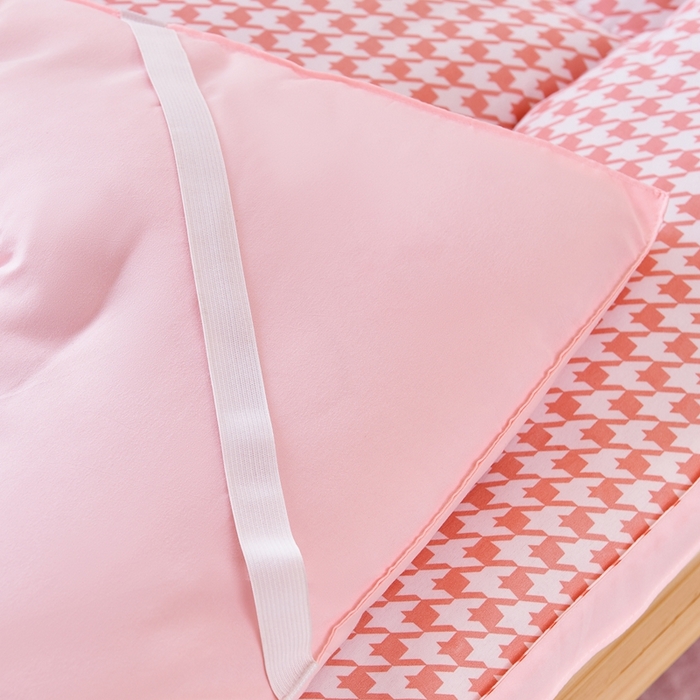 91家纺网 家纺一手货源 找家纺  默忆2025新款水洗棉新疆棉花立体抗菌床垫【抽绳袋包装】 千鸟格粉