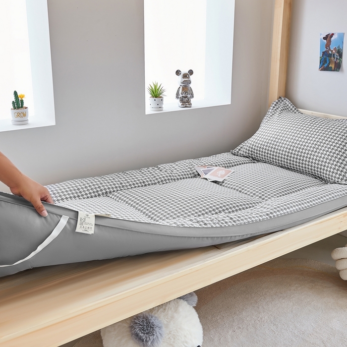 91家纺网 家纺一手货源 找家纺  默忆2025新款水洗棉新疆棉花立体抗菌床垫【抽绳袋包装】 千鸟格灰