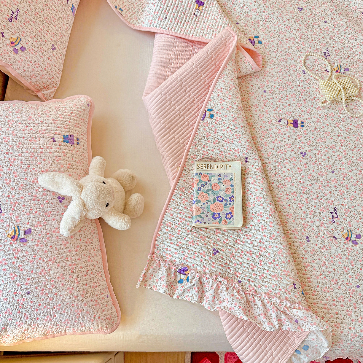 91家纺网 家纺一手货源 找家纺 恒尚居 2025新款云感皱皱纱床盖花边床单双层纱床盖三件套-四季款【系列一】 花边款-欢乐兔