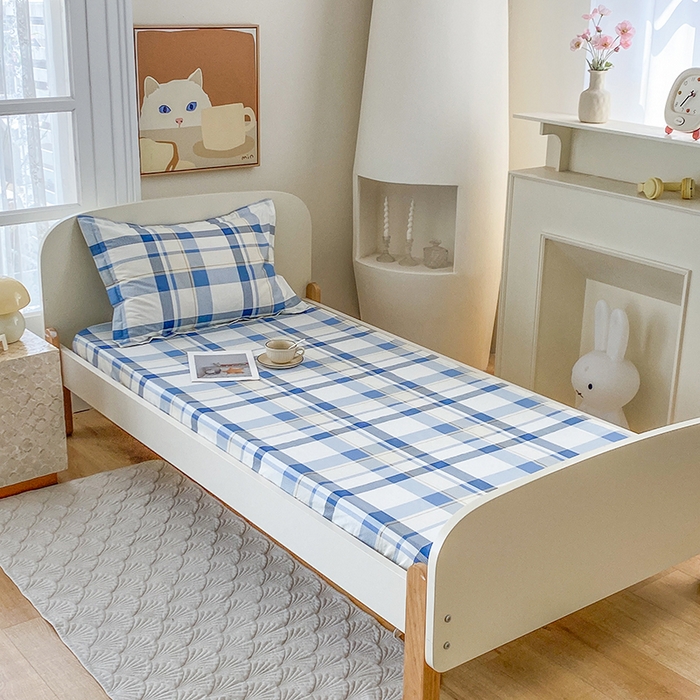 91家纺网 家纺一手货源 找家纺 凌云家纺 2025新款A类13372全棉学生床笠 春日来信