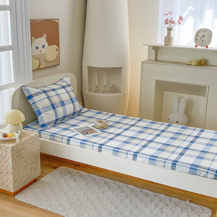 91家纺网 家纺一手货源 找家纺 凌云家纺 2025新款A类13372全棉学生床笠 春日来信