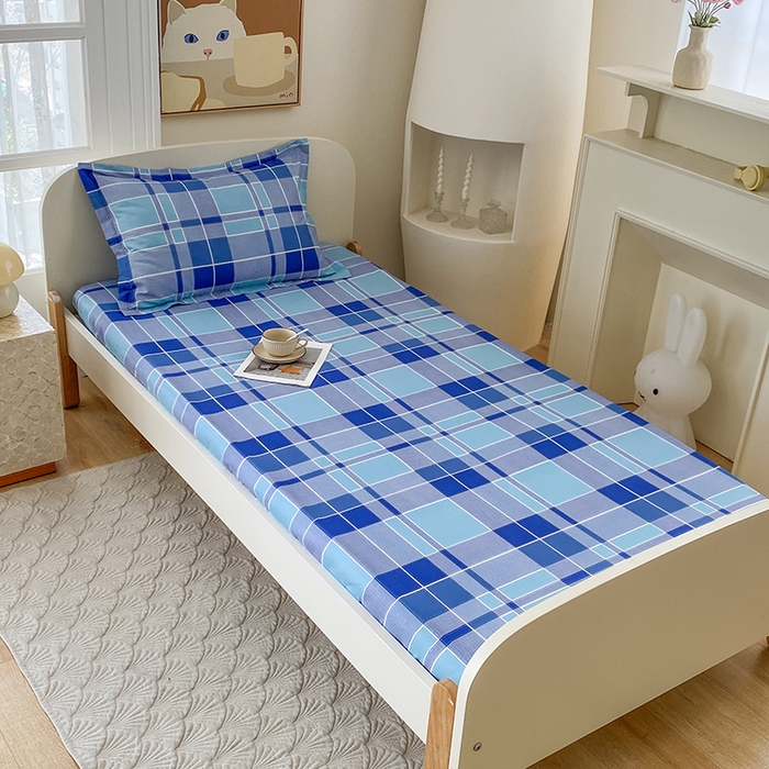 91家纺网 家纺一手货源 找家纺 凌云家纺 2025新款A类13372全棉学生床笠 蓝绿格