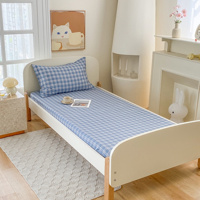 91家纺网 家纺一手货源 找家纺 凌云家纺 2025新款A类13372全棉学生床笠 麦田蓝