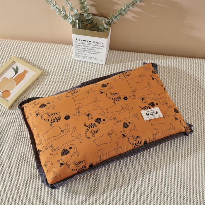 91家纺网 家纺一手货源 找家纺 芯奇想 2025春夏新款全棉纯棉印花荞麦枕枕头枕芯单枕芯-丑猫 全棉荞麦枕-丑猫橙色 35x55cm单枕/只