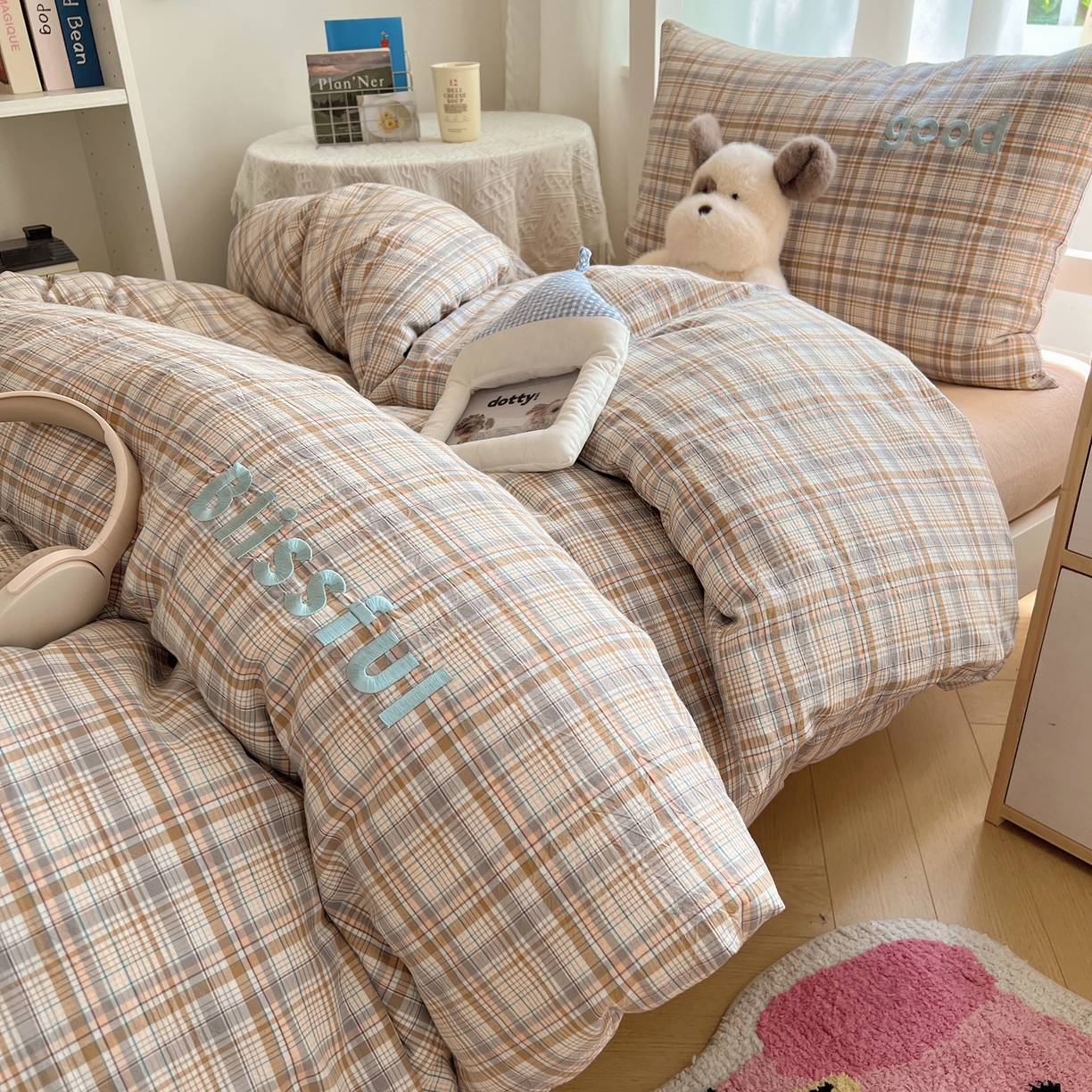 91家纺网 家纺一手货源 找家纺 丽涵家纺 2025新款色织水洗棉刺绣学生三件套 青春