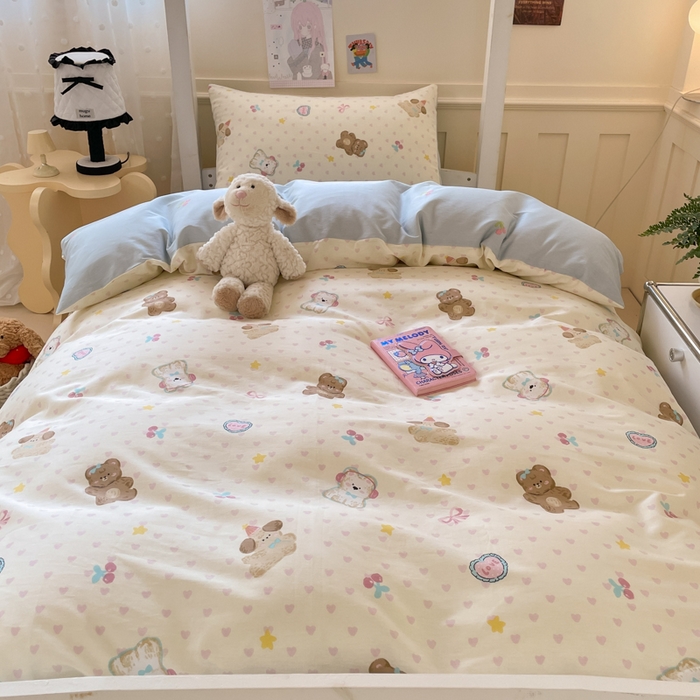 91家纺网 家纺一手货源 找家纺 吉象家纺 2025新款12868高支密全棉印花学生季三件套 奶油甜心熊