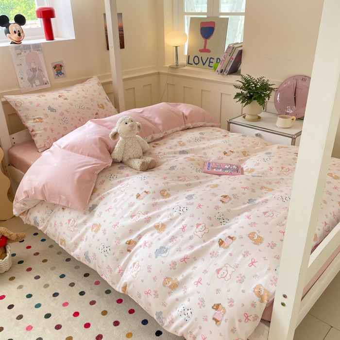 91家纺网 家纺一手货源 找家纺 吉象家纺 2025新款12868高支密全棉印花学生季三件套 碎花狗狗