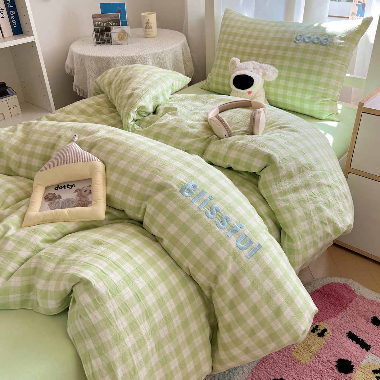 91家纺网 家纺一手货源 找家纺 丽涵家纺 2025新款色织水洗棉刺绣学生三件套 尚格-绿