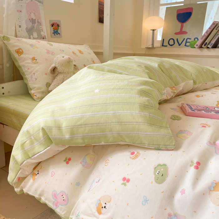 91家纺网 家纺一手货源 找家纺 吉象家纺 2025新款12868高支密全棉印花学生季三件套 彩色小萌宠