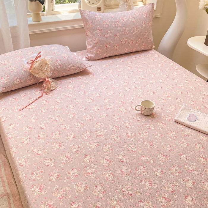 91家纺网 家纺一手货源 找家纺 米柳家纺 2025新款直播爆款7A抗菌简约木棉皱皱纱床笠（抖音控价单件49.9 三件套59.9） 倩影