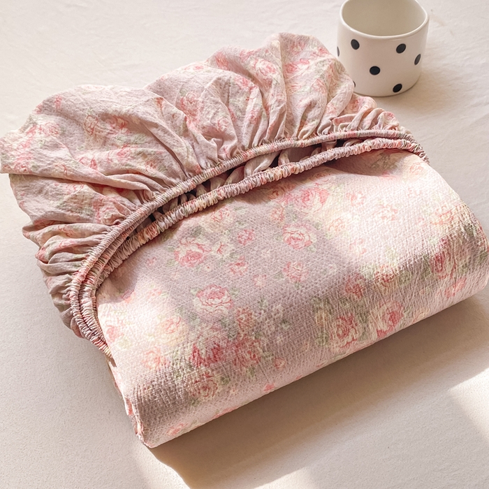 91家纺网 家纺一手货源 找家纺 米柳家纺 2025新款直播爆款7A抗菌简约木棉皱皱纱床笠（抖音控价单件49.9 三件套59.9） 倩影