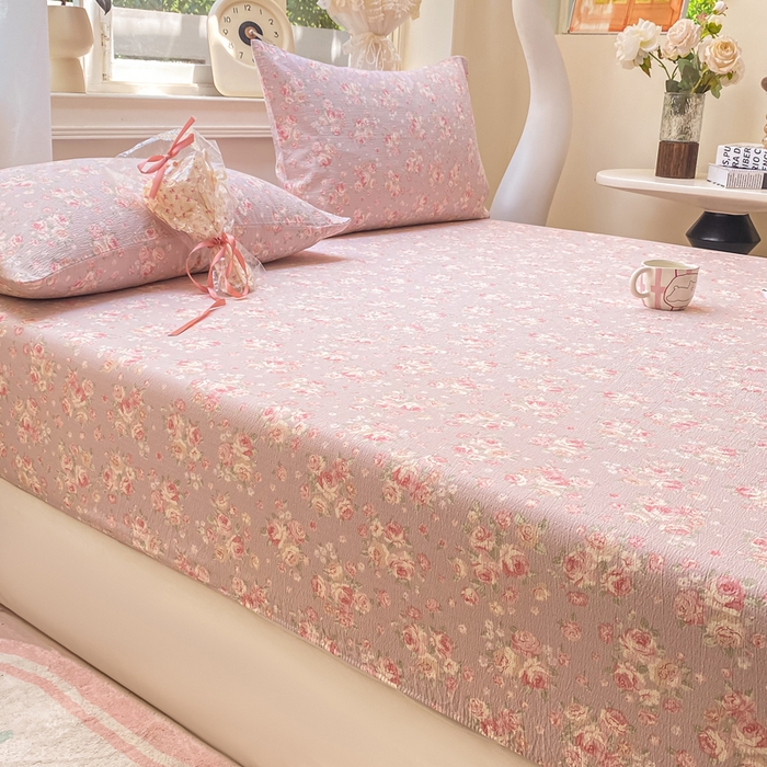 91家纺网 家纺一手货源 找家纺 米柳家纺 2025新款直播爆款7A抗菌简约木棉皱皱纱床笠（抖音控价单件49.9 三件套59.9） 倩影