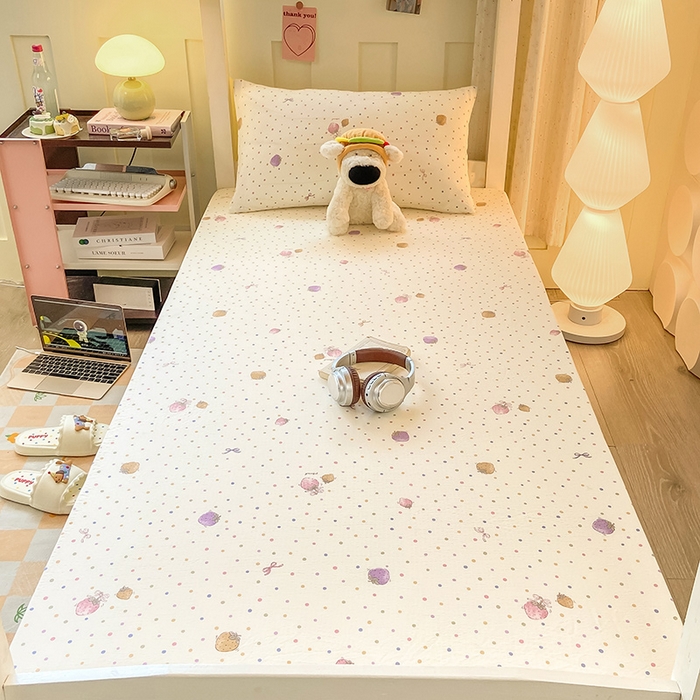 91家纺网 家纺一手货源 找家纺 眠势力 2025新款ins云感双层纱学生宿舍上下铺奶油风云感四季款单床笠床笠单件 点点草莓