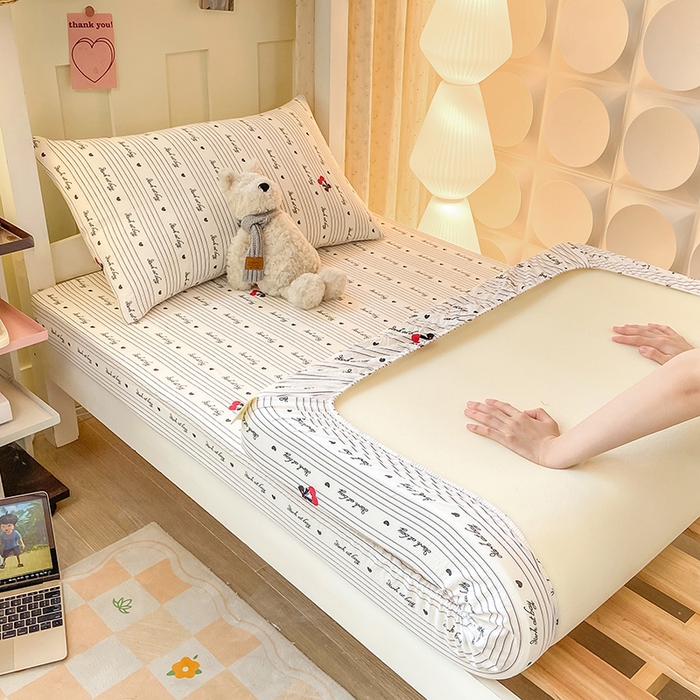 91家纺网 家纺一手货源 找家纺 眠势力 2025新款ins云感双层纱学生宿舍上下铺奶油风云感四季款单床笠床笠单件 字母樱桃