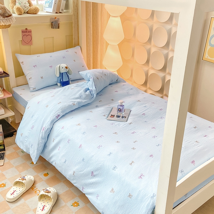 91家纺网 家纺一手货源 找家纺 眠势力 2025新款ins云感双层纱学生宿舍上下铺奶油风云感四季款单床笠床笠单件 蓝调蝴蝶结