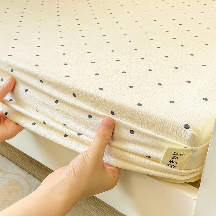 91家纺网 家纺一手货源 找家纺 眠势力 2025新款ins云感双层纱学生宿舍上下铺奶油风云感四季款单床笠床笠单件 极简波点