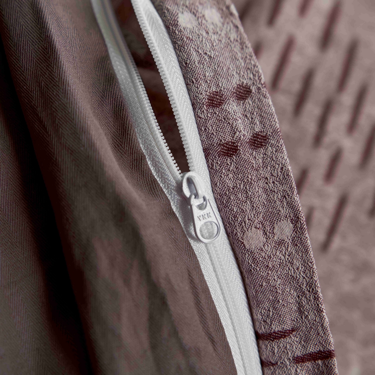 91家纺网 家纺一手货源 找家纺 安莱生活 2025春夏新款空气层色织提花四件套费尔岛系列 费尔岛-咖啡