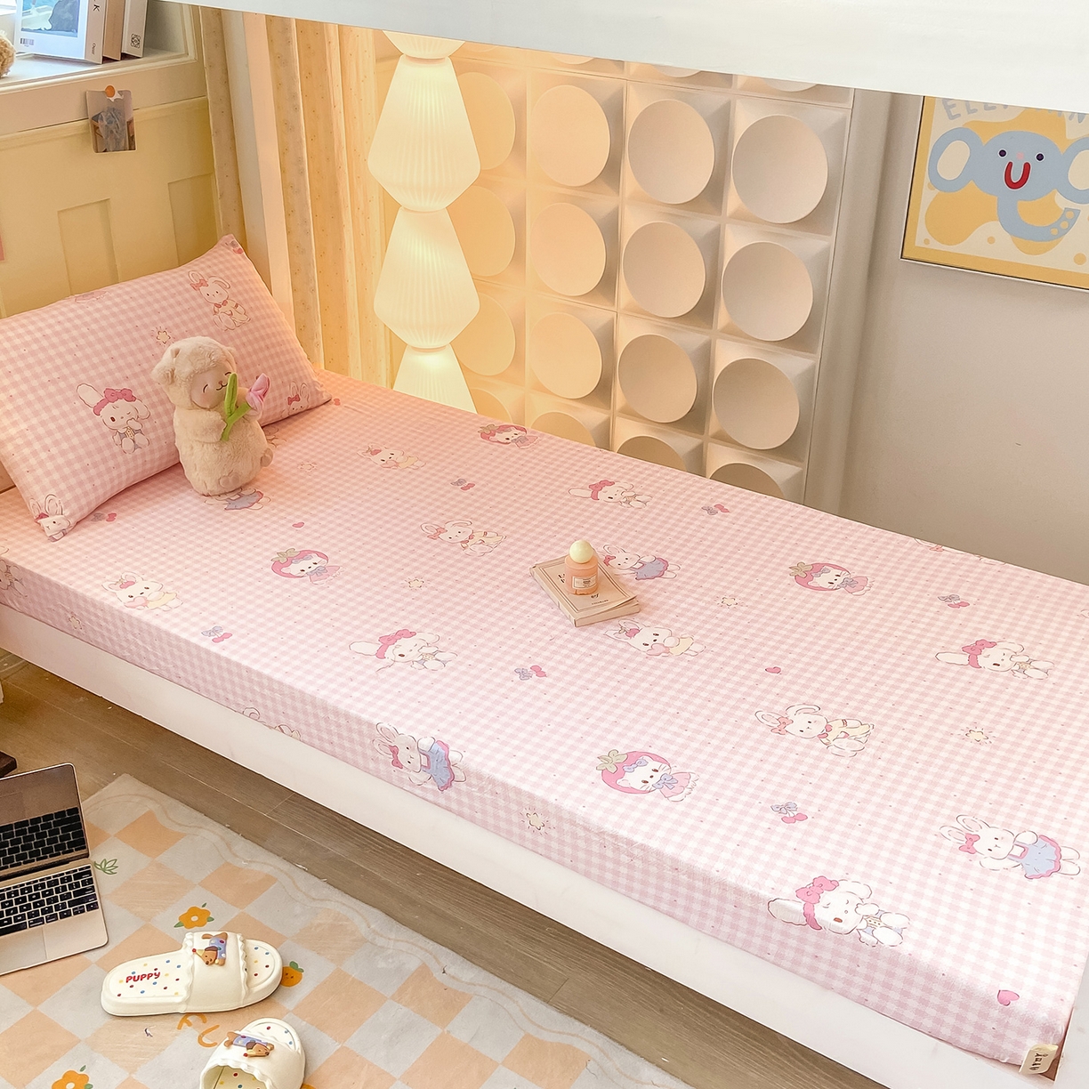 91家纺网 家纺一手货源 找家纺 眠势力 2025新款ins云感双层纱学生宿舍上下铺奶油风云感四季款单床笠床笠单件 乖乖兔