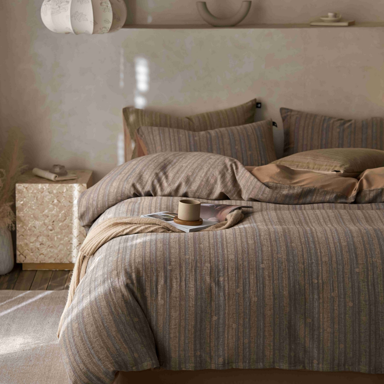 91家纺网 家纺一手货源 找家纺 安莱生活 2025春夏新款空气层色织提花四件套海盐波点系列 海盐波点-棕咖