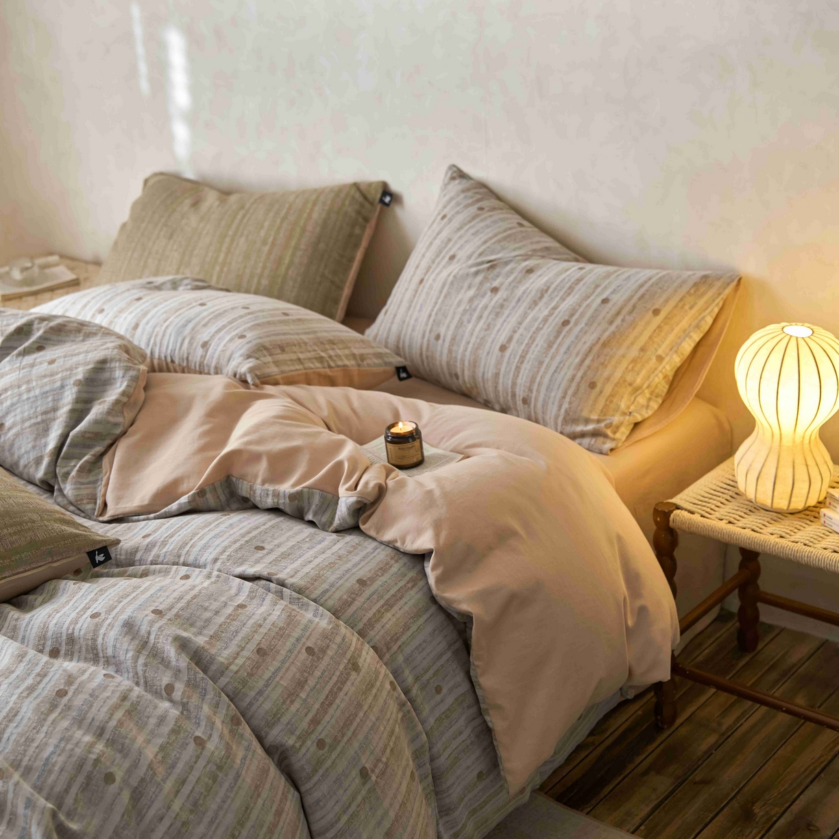 91家纺网 家纺一手货源 找家纺 安莱生活 2025春夏新款空气层色织提花四件套海盐波点系列 海盐波点-白咖