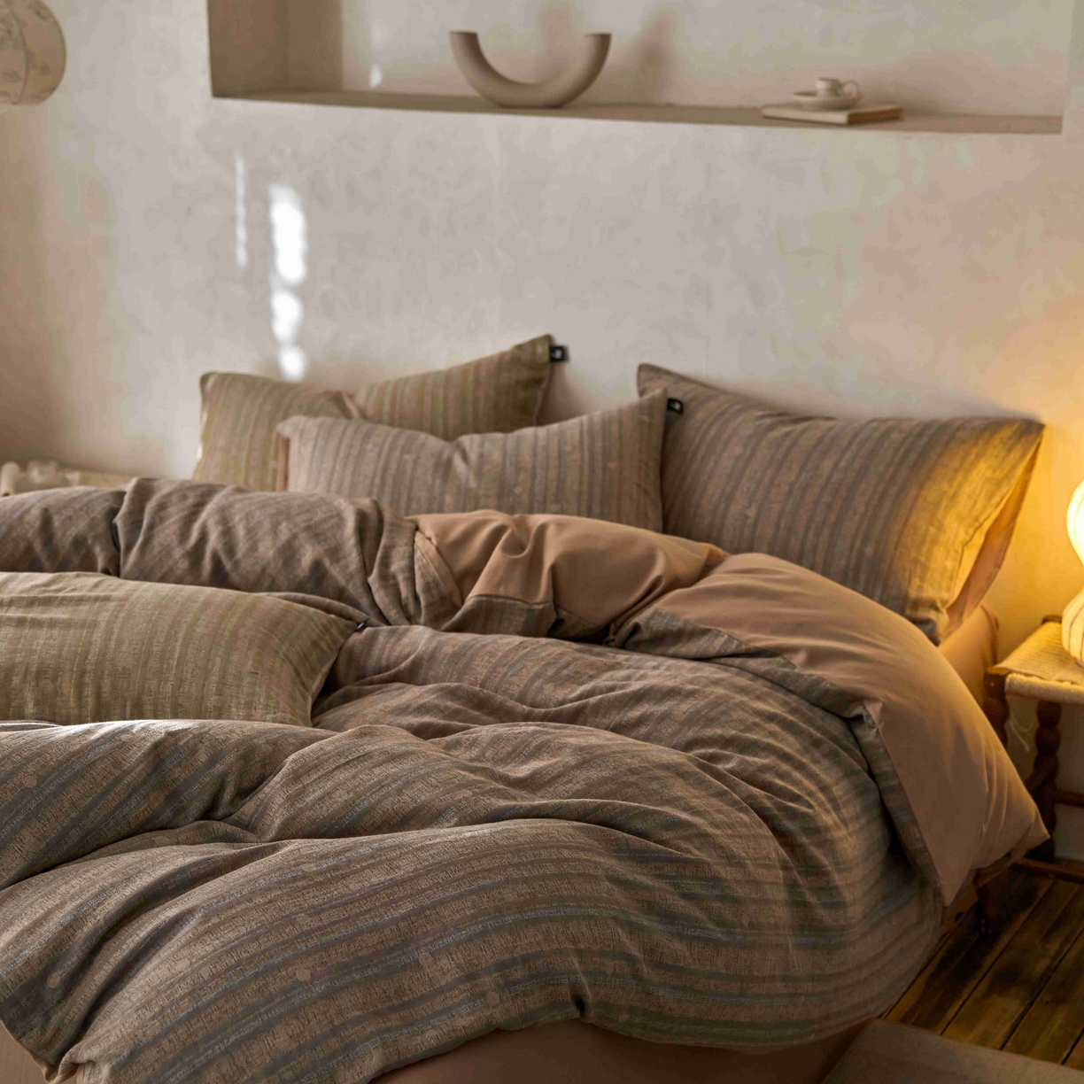 91家纺网 家纺一手货源 找家纺 安莱生活 2025春夏新款空气层色织提花四件套海盐波点系列 海盐波点-棕咖