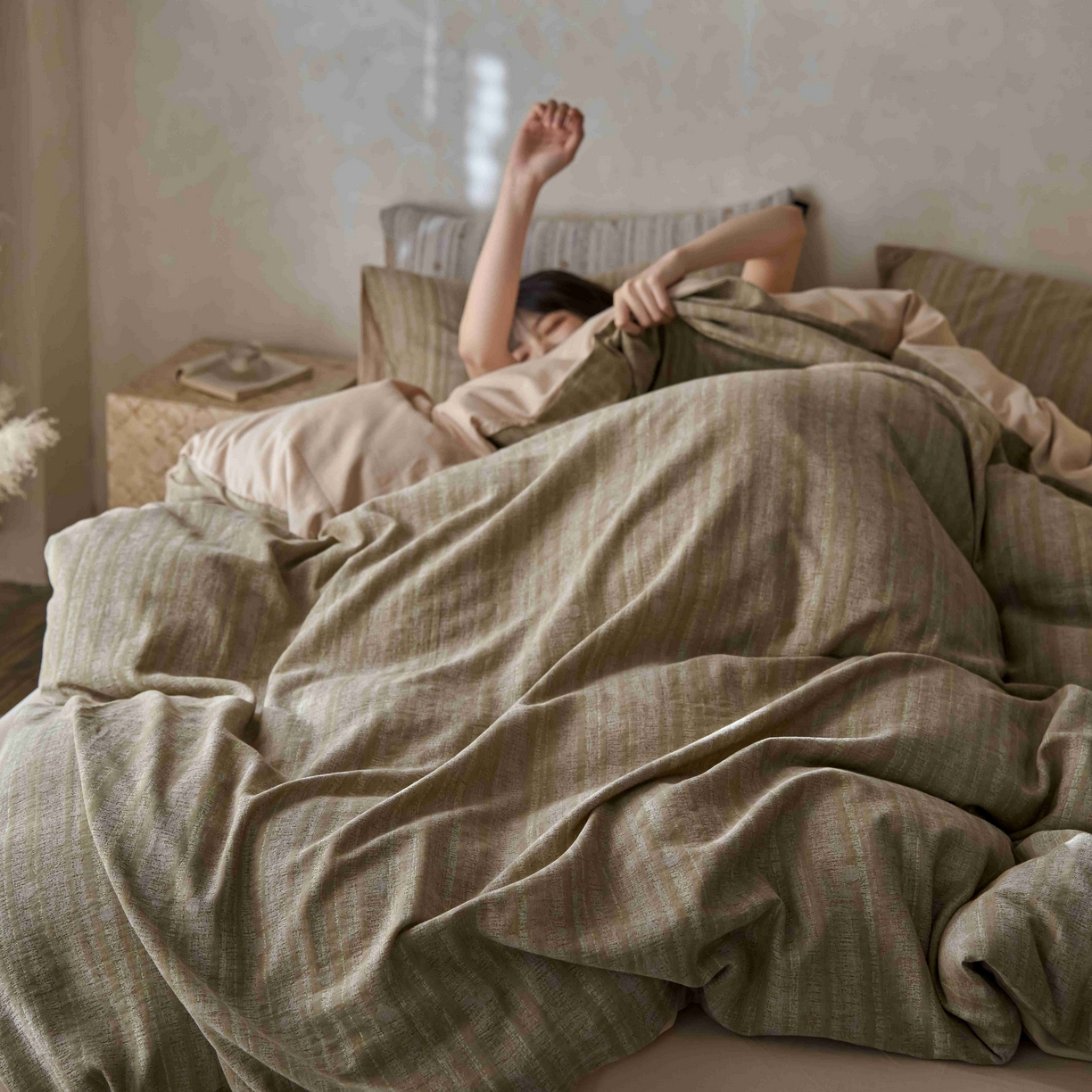 91家纺网 家纺一手货源 找家纺 安莱生活 2025春夏新款空气层色织提花四件套海盐波点系列 海盐波点-咖绿