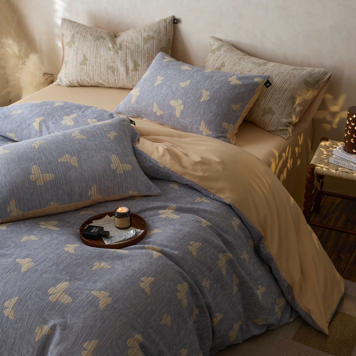 91家纺网 家纺一手货源 找家纺 安莱生活 2025春夏新款空气层色织提花四件套蝴蝶美梦系列 蝴蝶美梦-蓝黄